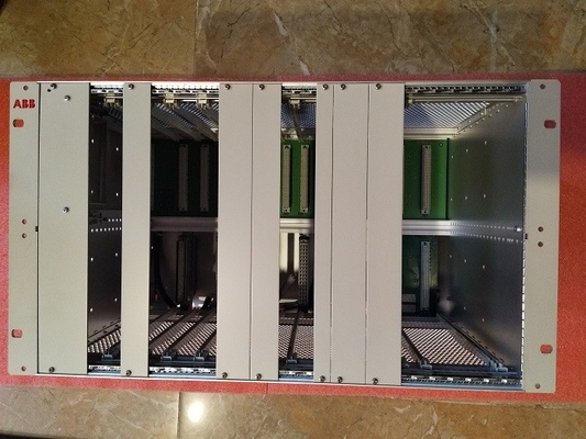 P7LC ABB System sterowania Podwozie Części zamienne PLC 1KHL015000R0001