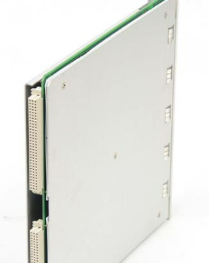 Bently Nevada 3500/45 140072-04 Monitor pozycji 4-kanałowy Instrument