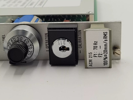 ACM215 204-215-000-101 Moduł kalibratora w magazynie Moduł systemu monitorowania wibracji