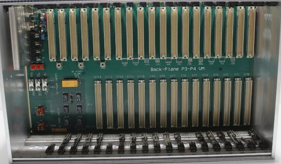 ABE040 204-040-100-012 System Rack 19" Rack o wysokości 6U