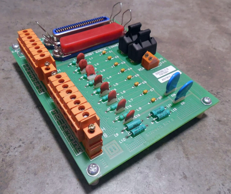 MU-TAOX02 Moduł wyjść analogowych Honeywell Moduł PLC z płytką zaciskową