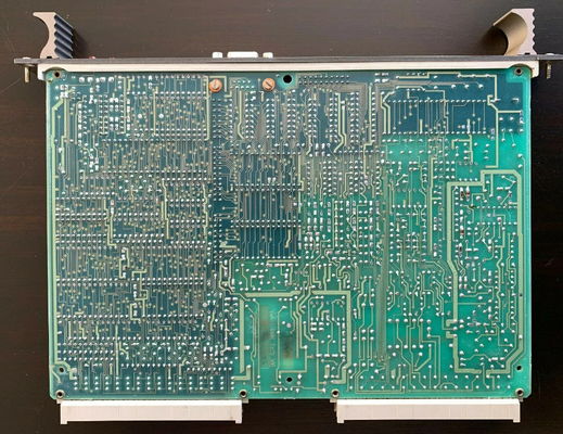 ABB 83SR07D-E GJR2392700R1210 Moduł sprzężenia autobusowego Programowalne sterowniki logiczne