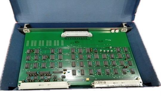 ABB 88VU01C-E GJR2326500R1010 Moduł sprzęgłowy Moduł sterowania sterowaniem PLC W zapasach