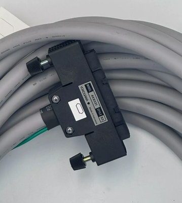 YOKOGAWA AKB331 Kabel sygnałowy 50-50 szpilów do połączenia między SDV144/531/53A/541/SAT145 a deską końcową