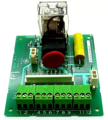 DS200CPCAG1A GE Kontaktor Pilota Płata 12-pin Connector I 2-pin Connectors Cztery końce okablowania