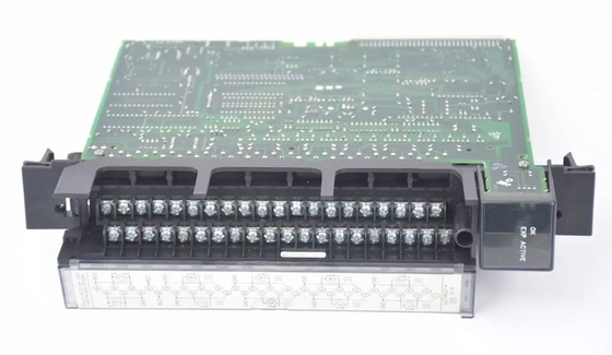 IC697ALG320 GE Moduł napięcia i prądu w systemie wysokiego poziomu wyjścia analogowego