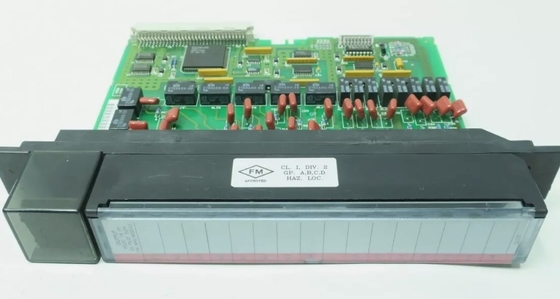 IC697MDL940 GE Moduły wyjściowe dyskretne Relaj wyjście 16-punktowy Moduł 24 V prądu stałego