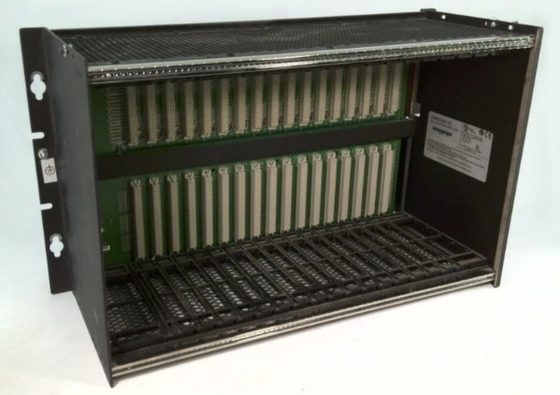 IC698CHS117 GE Rack 17-slot Front Rear Mount I/O VEM CPU Modules Support Opcjonalny zestaw wentylatorów chłodniczych
