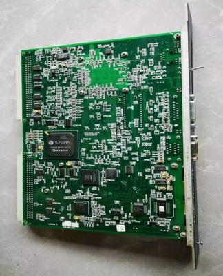 IC698CPE010 GE Centralna jednostka przetwarzania CPU komunikuje się z modułami I/O i inteligentnymi modułami opcji 300MHz Celeron Microprocessor