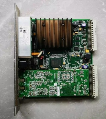 IC698CPE010 GE Centralna jednostka przetwarzania CPU komunikuje się z modułami I/O i inteligentnymi modułami opcji 300MHz Celeron Microprocessor