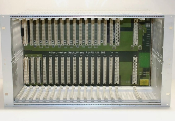 ABE040 204-040-100-011 Rack Różne wersje systemu ABE040 Standard Version