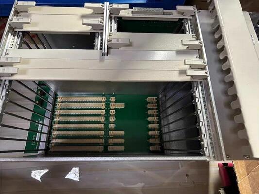 Szafa systemowa ABB 89IL06A-E GJR2393500R0100 Moduł katalogowy Procontrol o wymiarach 16*16*12cm i 12-miesięcznej gwarancji