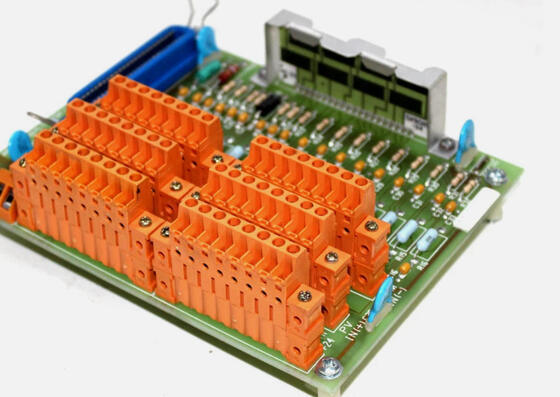 Honeywell MC-TAIH02 Moduł STI o wysokim poziomie wejścia analogowego z 16 wejściami analogowymi dla sygnałów prądu 4-20mA