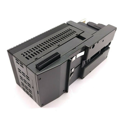 IC200MDL741 Moduł wyjść dyskretnych GE Fanuc PLC VersaMax 24VDC POS/NEG