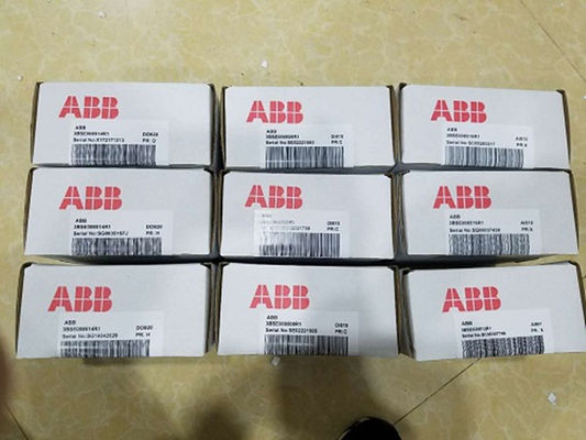 DI840 ABB S800 Cyfrowy moduł wejściowy 24 V S / R 16 CH Części zamienne PLC 3BSE020836R1