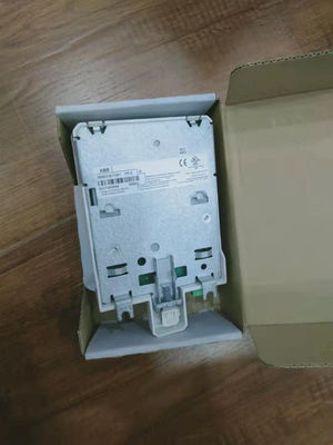 SB822 ABB AC 800M Akumulator Akumulator Części zamienne PLC 3BSE018172R1