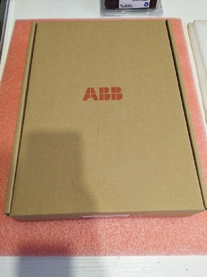 DSBC173A ABB S100 Moduł przedłużacza magistrali I / O Moduł PLC Części zamienne 3BSE005883R1