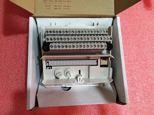 TU830V1 Rozszerzony moduł terminujący ABB S800 2x16 zacisków sygnałowych 3BSE013234R1
