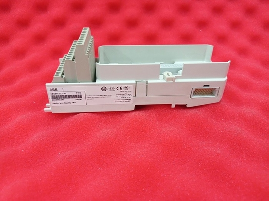 TU811V1 Kompaktowy moduł końcowy ABB S800 Zaciski sygnałowe 1x8 3BSE013231R1