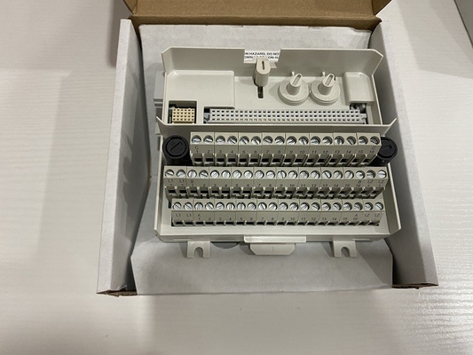 TU831V1 ABB PLC 8 kanałów I/O Rozszerzony blok zacisków S800 I/O DCS 3BSE013235R1
