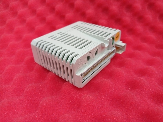 AI830A ABB RTD Unit 8-kanałowy analogowy moduł wejściowy PLC DCS 3BSE040662R1
