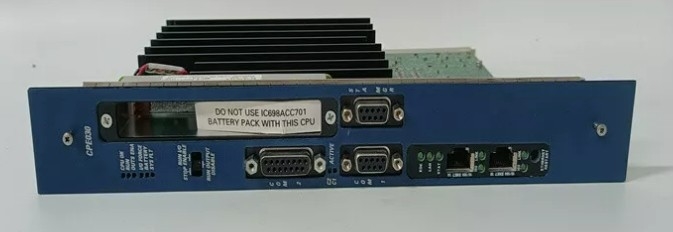 IC698CPE030 GE Centralna jednostka przetwarzania CPU komunikuje się z modułem I/O i inteligentnym modułem opcji