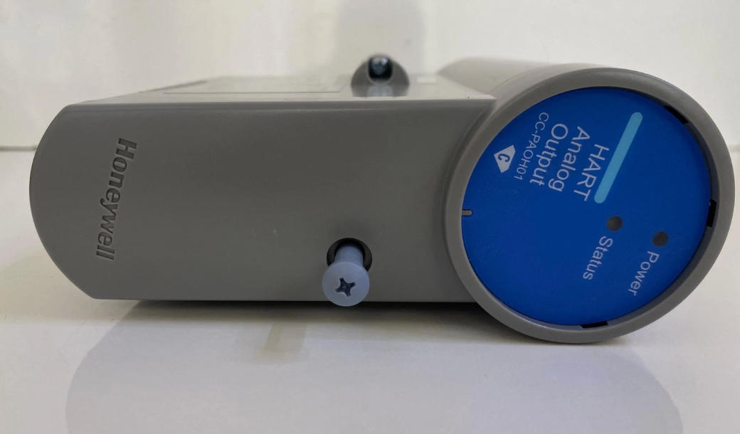 Honeywell CC-PAOH01 16-kanałowy moduł wysokiej wydajności HART dla sygnałów analogowych 4-20mA